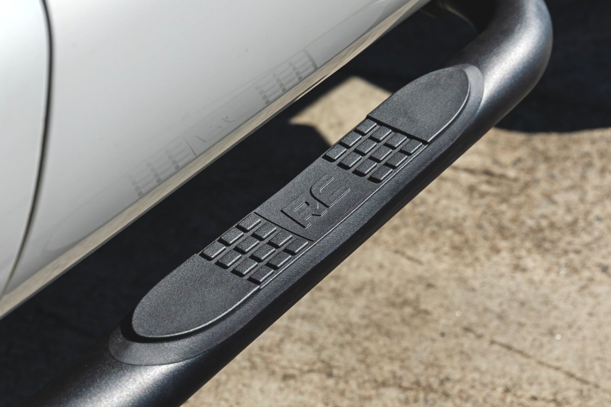 Ford F-250 Super Duty Nerf Steps - Rough Country - 3-Inch Tube, Crew Cab - '99-'16
